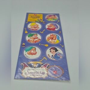 Disney Snow White and the Seven Dwarfs Pogs!
